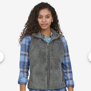gray patagonia fluffy vest, size extra small, super super soft and warm!